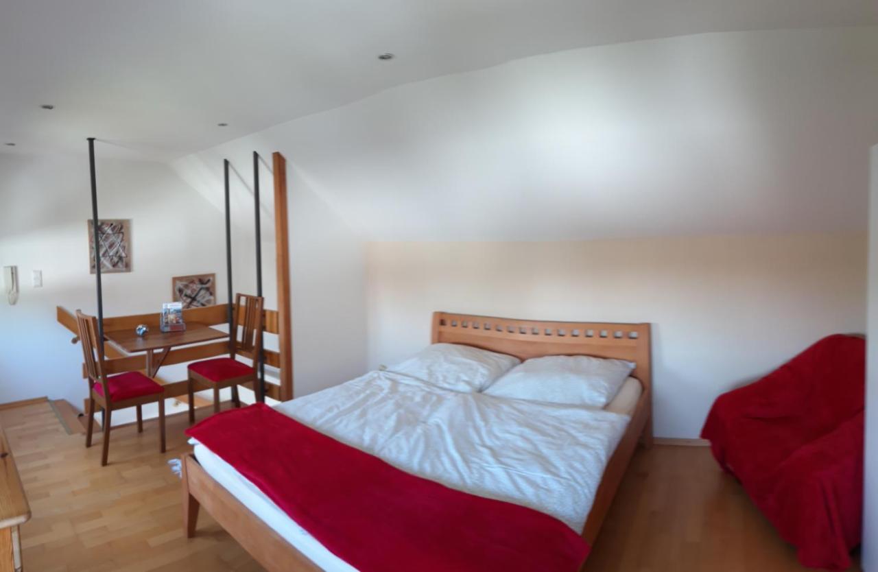 Arthouse Apartment Bad Vilbel Bagian luar foto